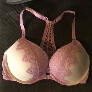 Victoria’s Secret 32 DD